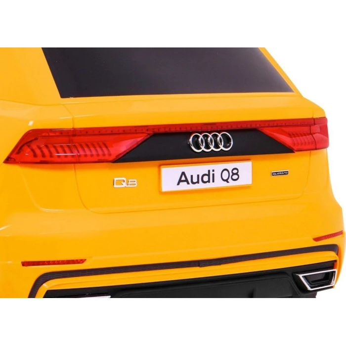 Детская аккумуляторная машинка Audi Q8 Желтая