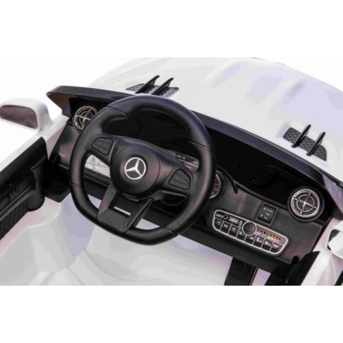 Дитяча акумуляторна машинка Mercedes Benz AMG SL65 S Біла