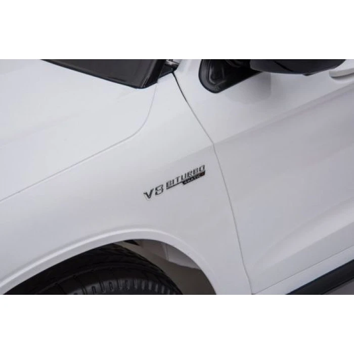 Детская аккумуляторная машинка Mercedes Benz GLC63S Белая