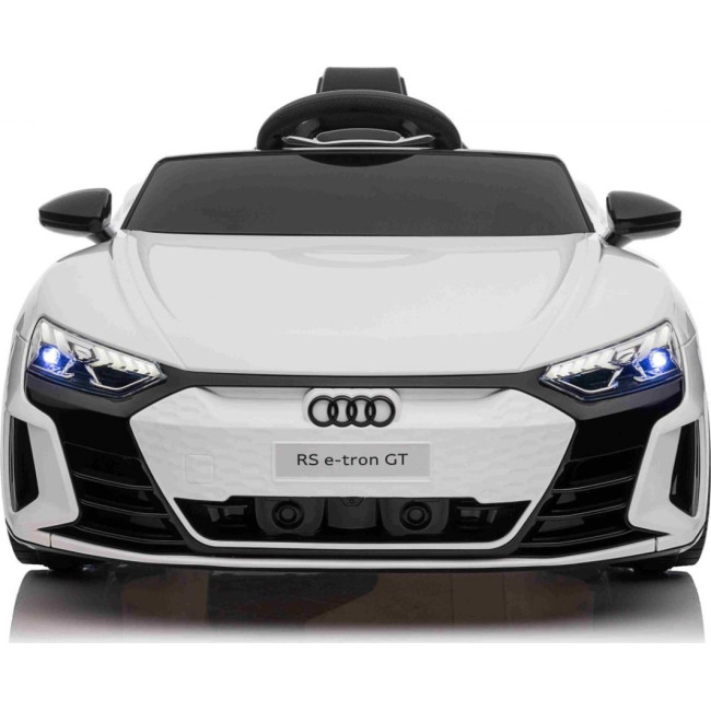 Дитяча акумуляторна машинка Audi RS E-Tron GT Біла