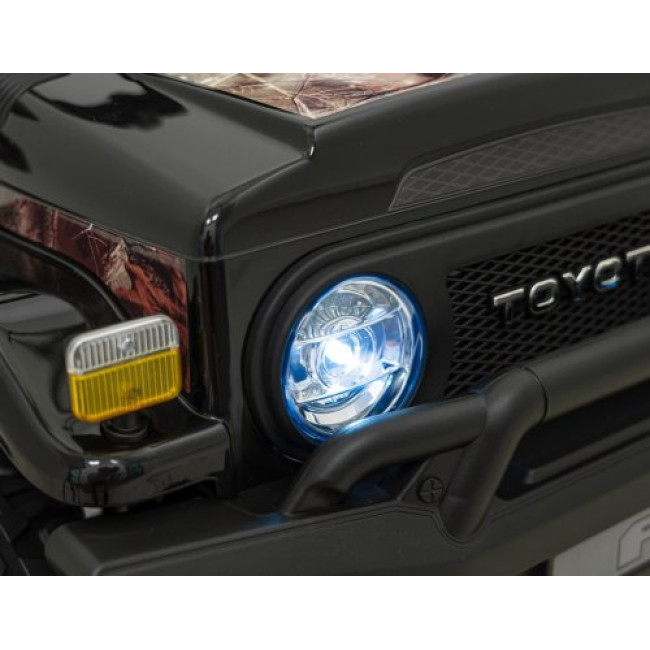 Детская аккумуляторная машинка Toyota FJ Cruiser Черная