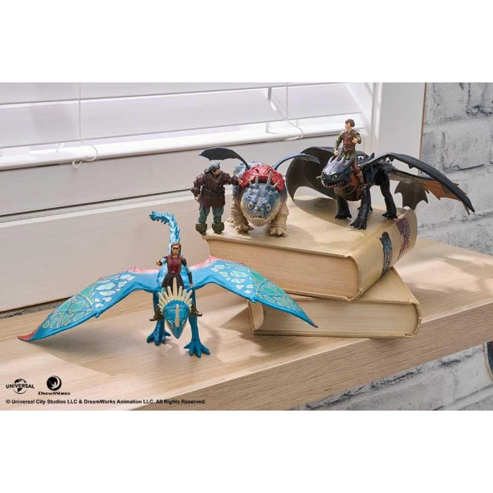 Фигурки Spin Master Дракон Беззубик и всадник Икоты, "Как обуздать дракона"