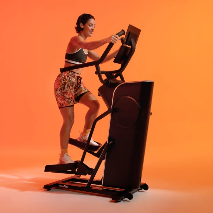 Эллиптический тренажер магнитный Bowflex Max Trainer SEi черный