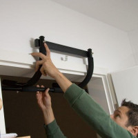 Многофункциональная штанга для дверей Movit 60 – 80 см