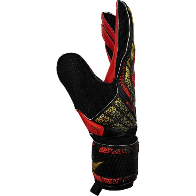 Перчатки вратарские Reusch Attrakt Solid 5570515 7075 г.9,5, красно-черные