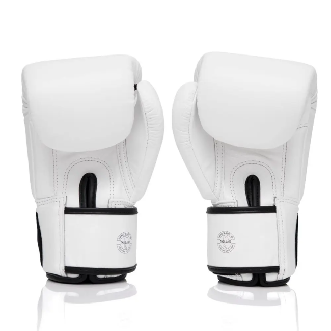 Перчатки боксерские кожаные с бинтами Fairtex BGV1-ONE 10 унций, белые