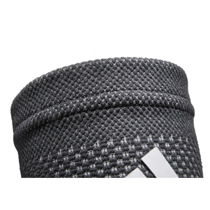 Гомілковостопного підтримка суглоба Adidas Aeroready Innwell, чорний