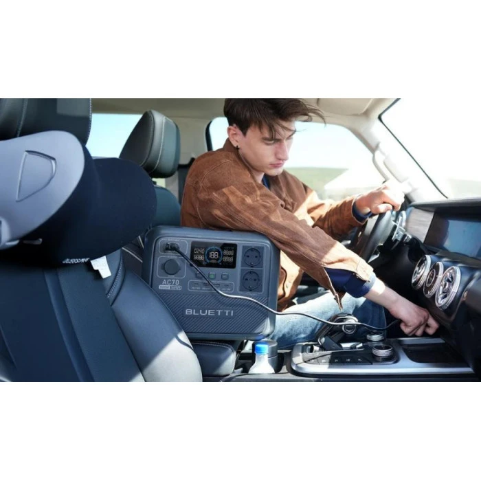 Зарядная станция Bluetti AC70