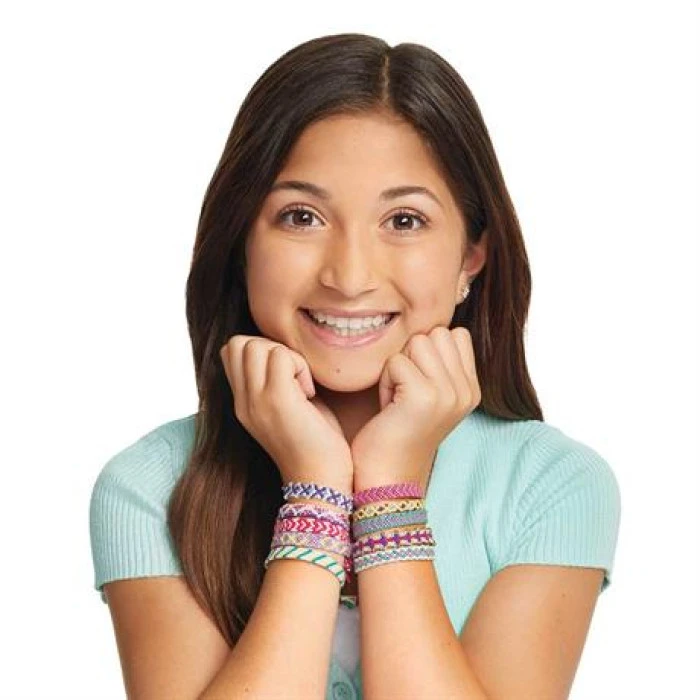 Набор для плетения браслетов со станком Make it Real Лучшие друзья 100 эл. (MR1457)