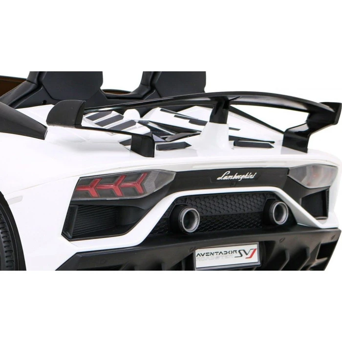 Дитяча акумуляторна машинка Lamborghini SVJ DRIFT Біла