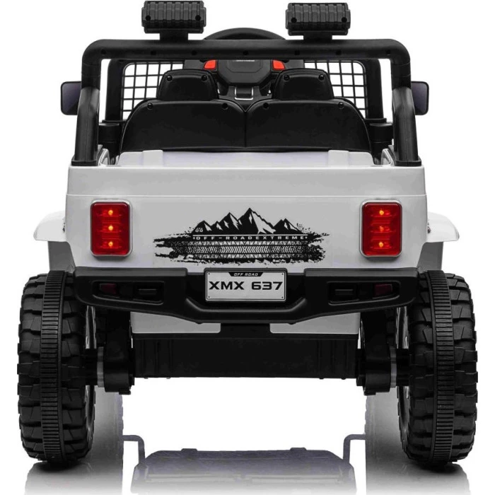 Дитячий акумуляторний позашляховик 4х4 СПОРТИВНИЙ білий