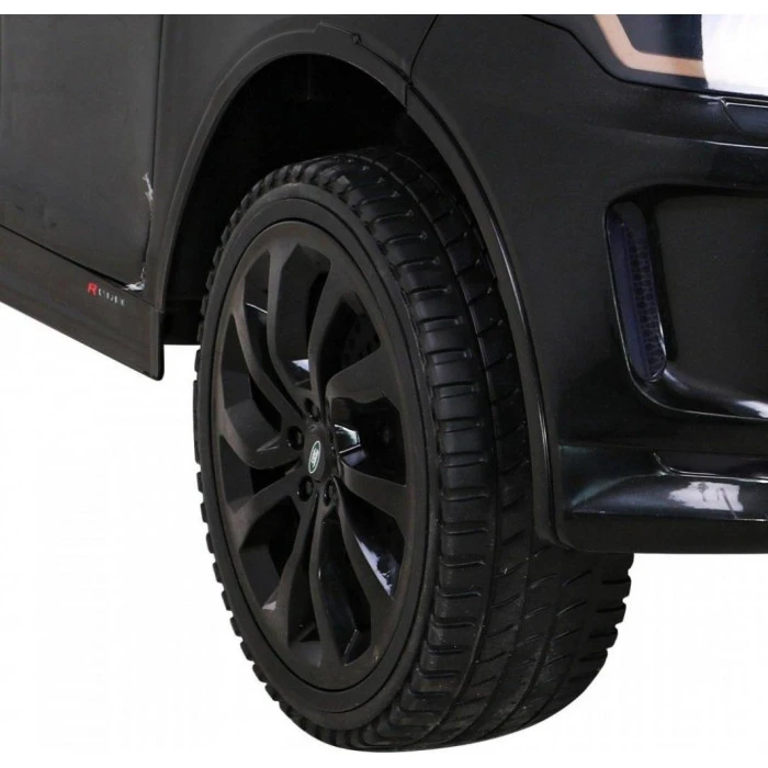Детская аккумуляторная машинка Land Rover Discovery Sport Черная