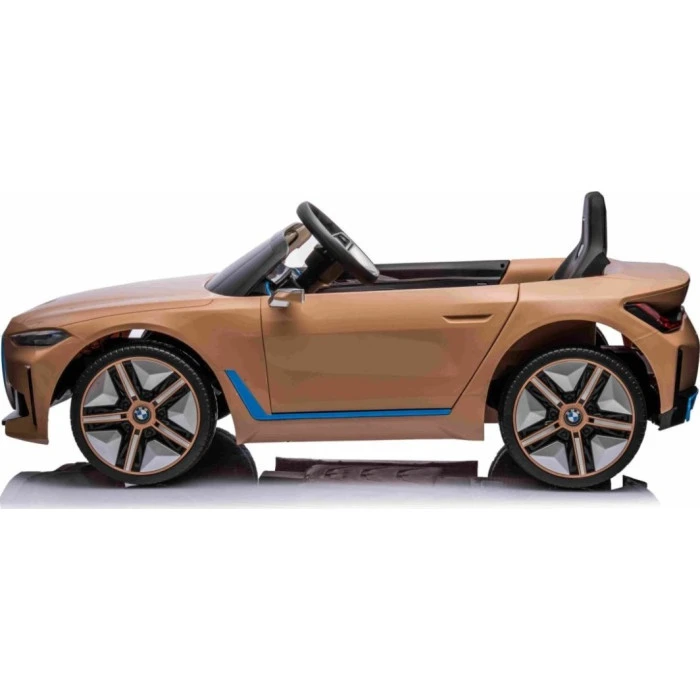 Детская аккумуляторная машинка BMW i4