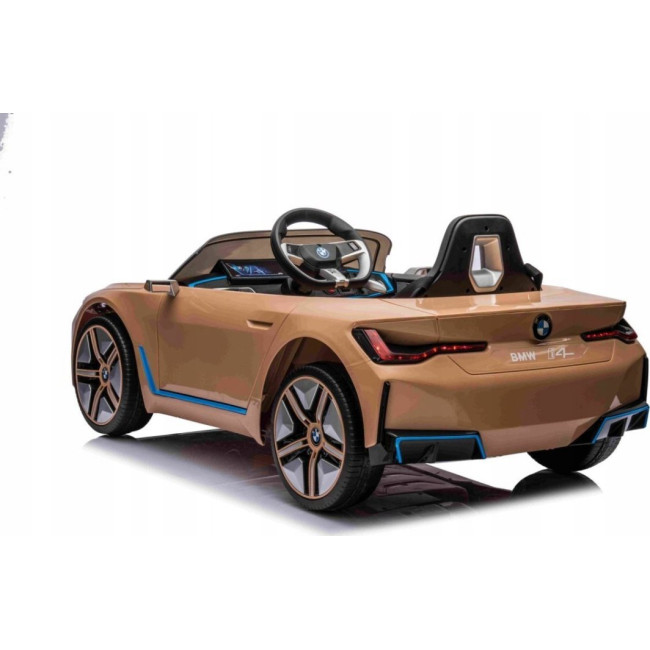 Детская аккумуляторная машинка BMW i4