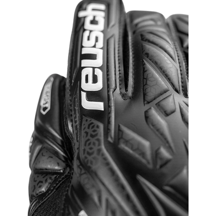 Рукавички воротарські Reusch Attrakt Resist czarne 5570615 7700 р.9,5, чорні