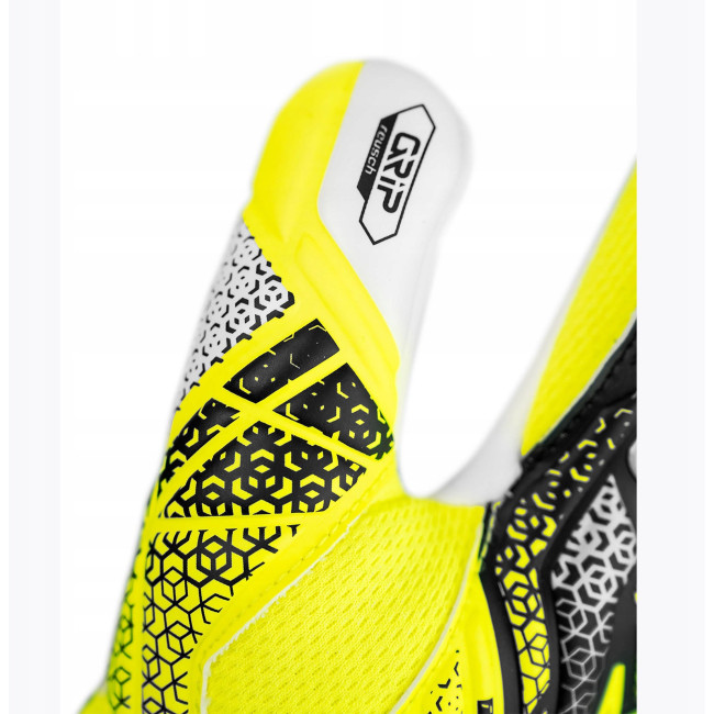 Перчатки вратарские Reusch Attrakt Grip Junior 5572815 2014 г.7,5, желто-черные