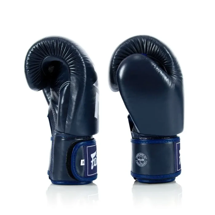 Рукавички боксерські шкіряні з бинтами Fairtex BGV1-ONE 10 унцій, темно-сині
