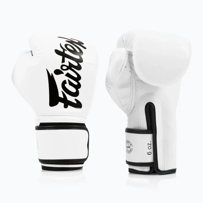Перчатки боксерские с бинтами Fairtex BGV14 12 унций, белые