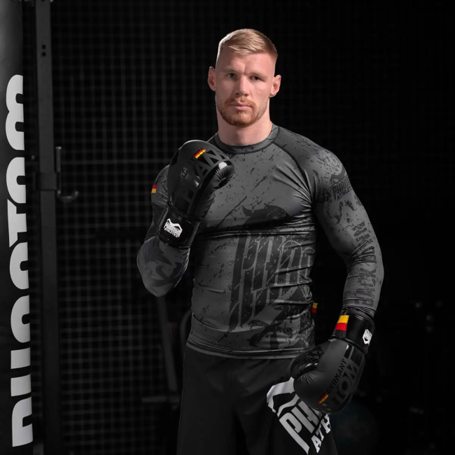 Перчатки боксерские с бинтами Phantom Germany 12 унций, черный