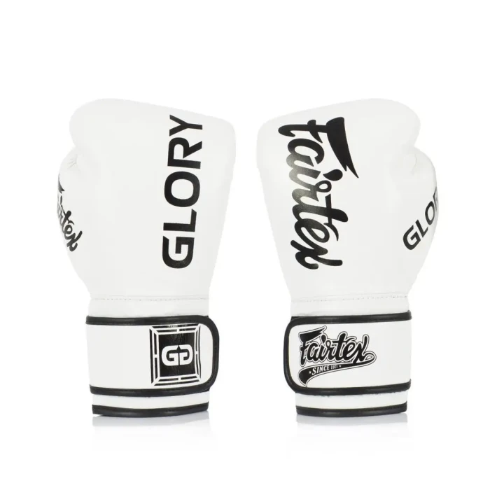 Перчатки боксерские с бинтами Fairtex BGVG1 размер 12 унций, белые