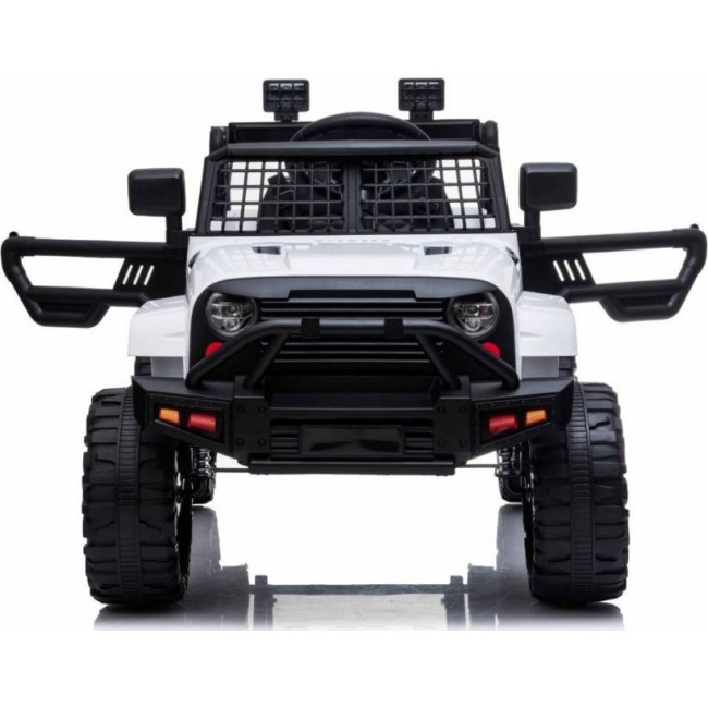 Дитяча акумуляторна машинка Jeep Dark Night Біла