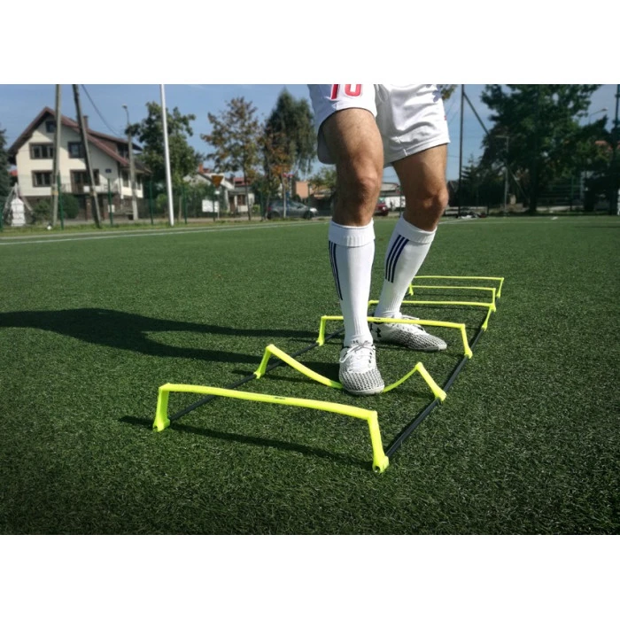 Координационная лестница, с барьерами на 10 ступеней