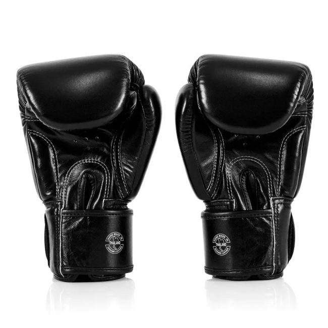 Перчатки боксерские кожаные с бинтами Fairtex BGV1-ONE 10 унций, черные