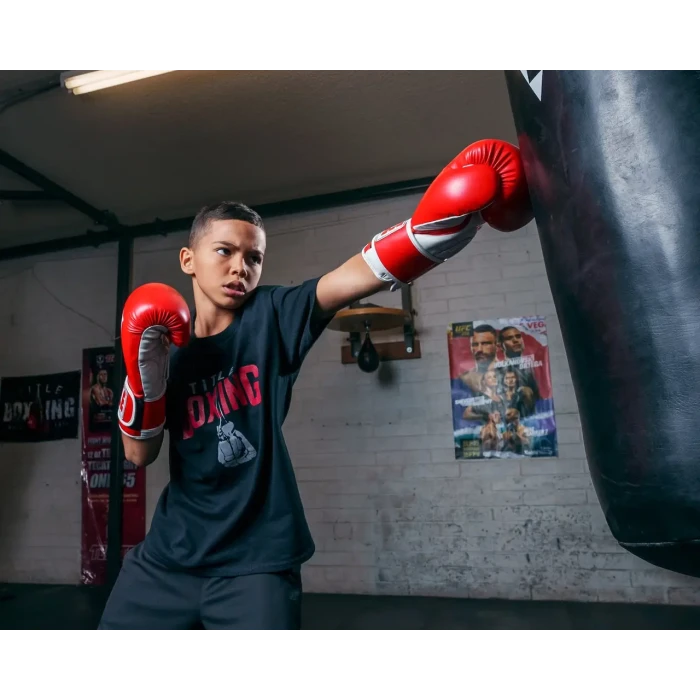 Рукавички боксерські з капою TITLE Classic Pro Style 3.0 розмір 12 унцій, червоно-білі