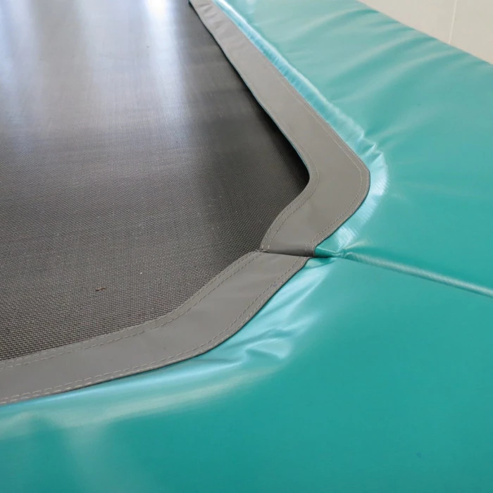 Батут MASTER Super с наружной сеткой 524 x 303 см черно-зеленый