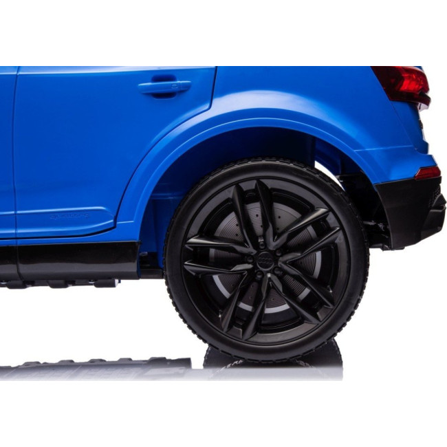 Дитяча акумуляторна машинка Audi Q7 NEW LIFT Синя