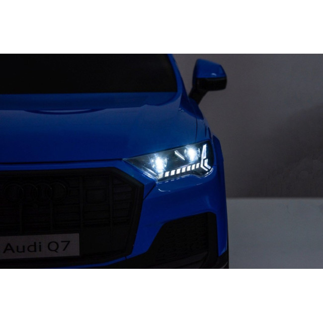 Дитяча акумуляторна машинка Audi Q7 NEW LIFT Синя