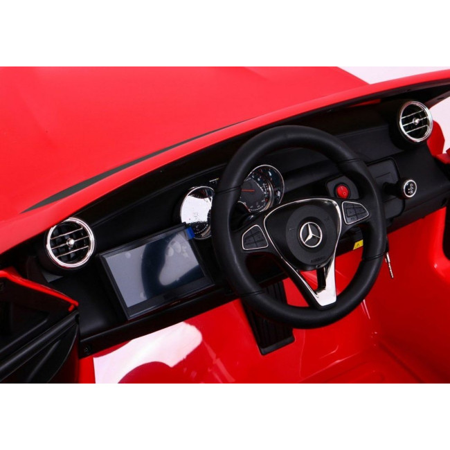 Детская аккумуляторная машинка Mercedes GLC 63S Красная