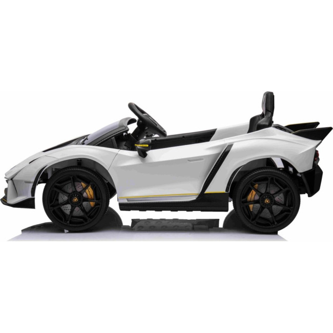 Детская аккумуляторная машинка Lamborghini Invencible Белая