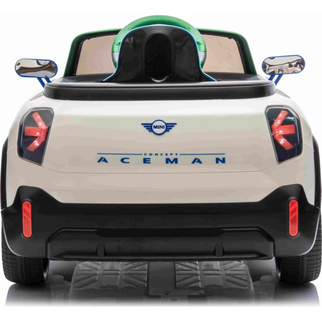 Детская аккумуляторная машинка Mini Concept Aceman Белая