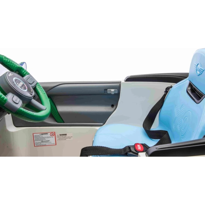 Дитяча акумуляторна машинка Mini Concept Aceman Біла