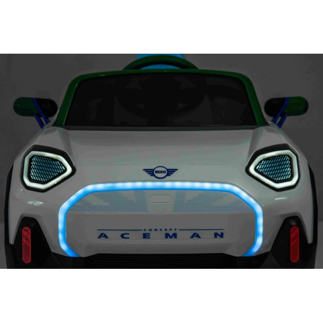 Детская аккумуляторная машинка Mini Concept Aceman Белая