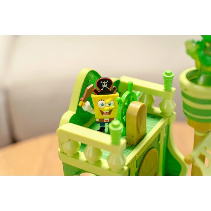 Корабль Funrise Летучий Голландец "Губка Боб. В поисках Квадратных штанов"