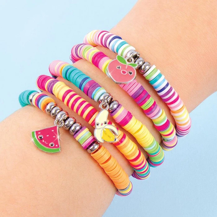 Набор для создания браслетов Make it Real С бусинами Хейши и футляром для хранения Сочные цвета