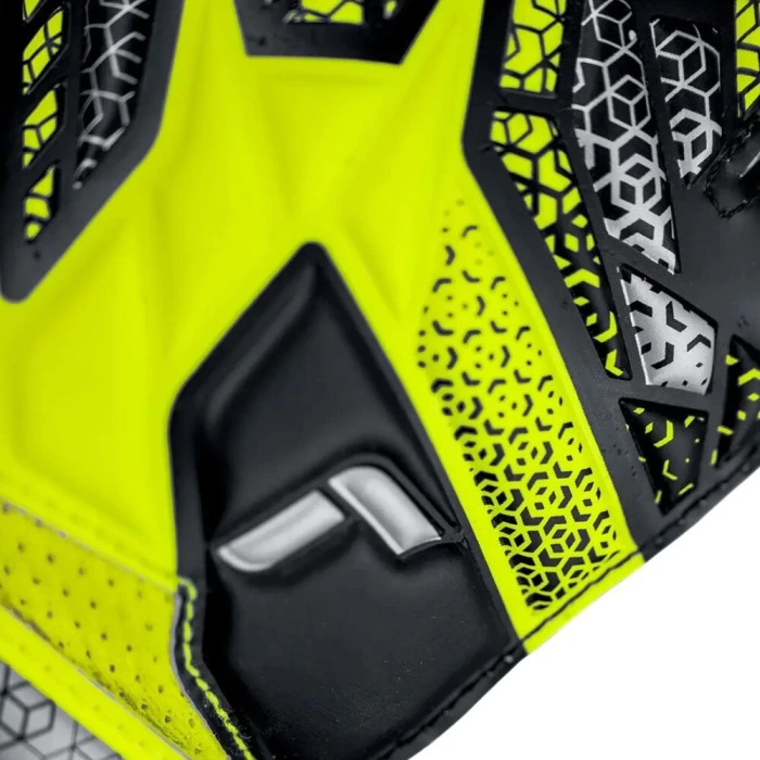 Перчатки вратарские Reusch Attrakt Solid Junior 5572515 2014 г.6, желто-черные