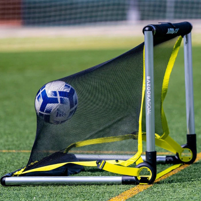 Ворота футбольные алюминиевые BAZOOKAGOAL 120 x 75 см, черно-желтые.