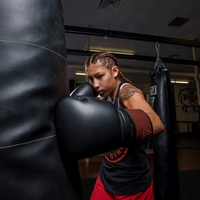 Рукавички боксерські шкіряні з бинтами TITLE Boxing Honorary розмір 12 унцій, чорні