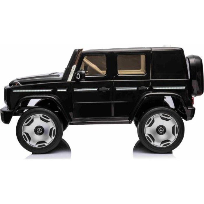 Детская аккумуляторная машинка Mercedes Benz EQG Черная