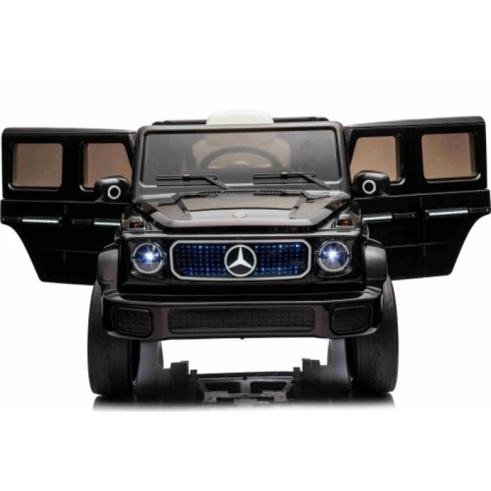 Детская аккумуляторная машинка Mercedes Benz EQG Черная