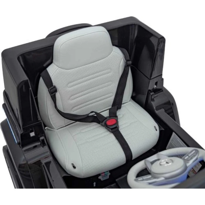 Детская аккумуляторная машинка Mercedes Benz EQG Черная