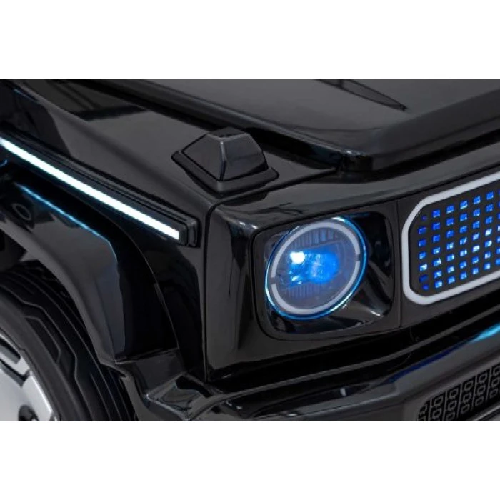 Детская аккумуляторная машинка Mercedes Benz EQG Черная