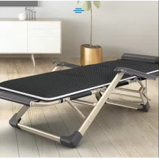 Раскладное кресло шезлонг с матрасом и подушкой LEOBRO Чёрное