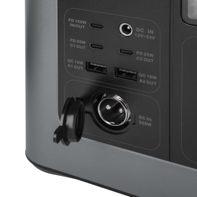 Многофункциональная портативная зарядная станция LP CHARGER MPPT 700 Pro (700W, 614Wh)