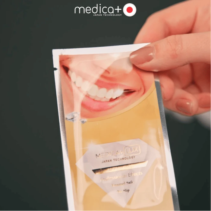 Отбеливающие полоски MEDICA+ 3DWhite Strips