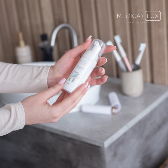 Відбілювальна піна для зубів Medica+ ToothMousse 5.0