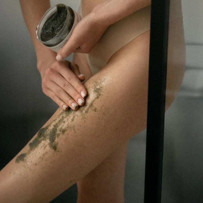 EVO derm Талассо-скраб для тела с ламинарией и можжевельником, 200 мл.